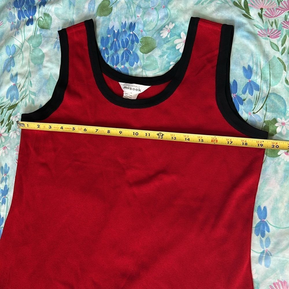 Exclusively Misook Knit Tank Top - L Red & Black - Picture 6 of 8